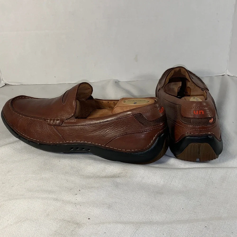 Clarks Men's Brown Leather Slip-On Loafers with Black Outsole